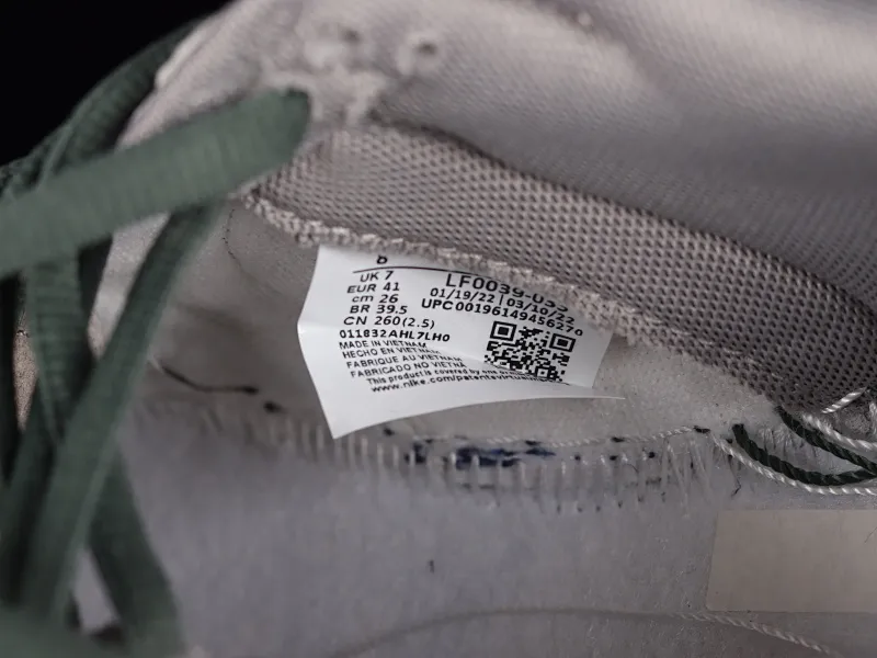 All Categories Nk SB Dunk Series Nk SB Dunk Low Low-top sneakers Otomo Katsuhiro x Nk SB Dunk Low "Steamboy OST" Otomo Katsuhiro co-branded SB low-top sports and leisure sneakers LF0039-035